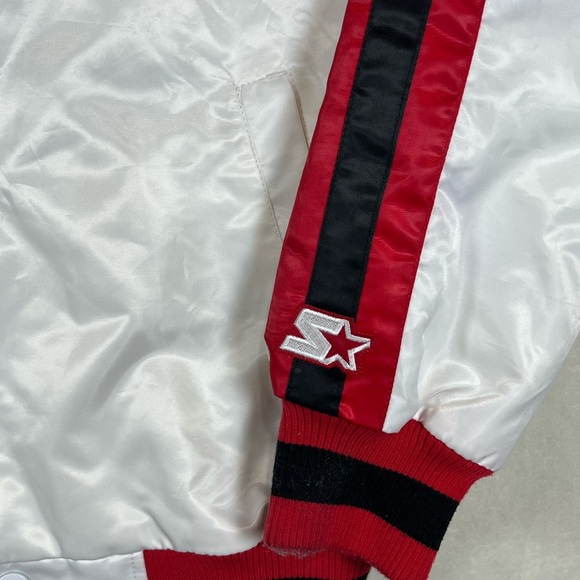 INSANE STARTER Vintage Small Chicago Bulls White and Red Varsity Jacket - Picture 4 of 10